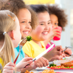 Redescobrindo Sabores e Saberes: Como a Retomada de Práticas Alimentares Tradicionais Transforma a Educação e a Saúde