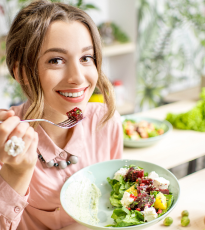 Dieta rica em alimentos vegetais e prevenção da demência: como a alimentação pode proteger o cérebro ao longo da vida
