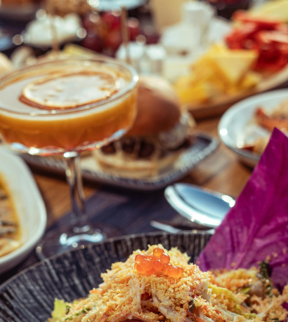 Restaurantes brasileiros entram na era dos menus inteligentes: QR Code com IA começa a mudar a experiência gastronômica no país