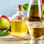 Vinagre de maçã emagrece mesmo? O que a ciência confirma até agora
